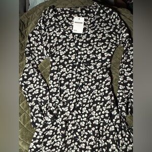 ASOS Long Sleeve maternity Dress with White Floral Pattern